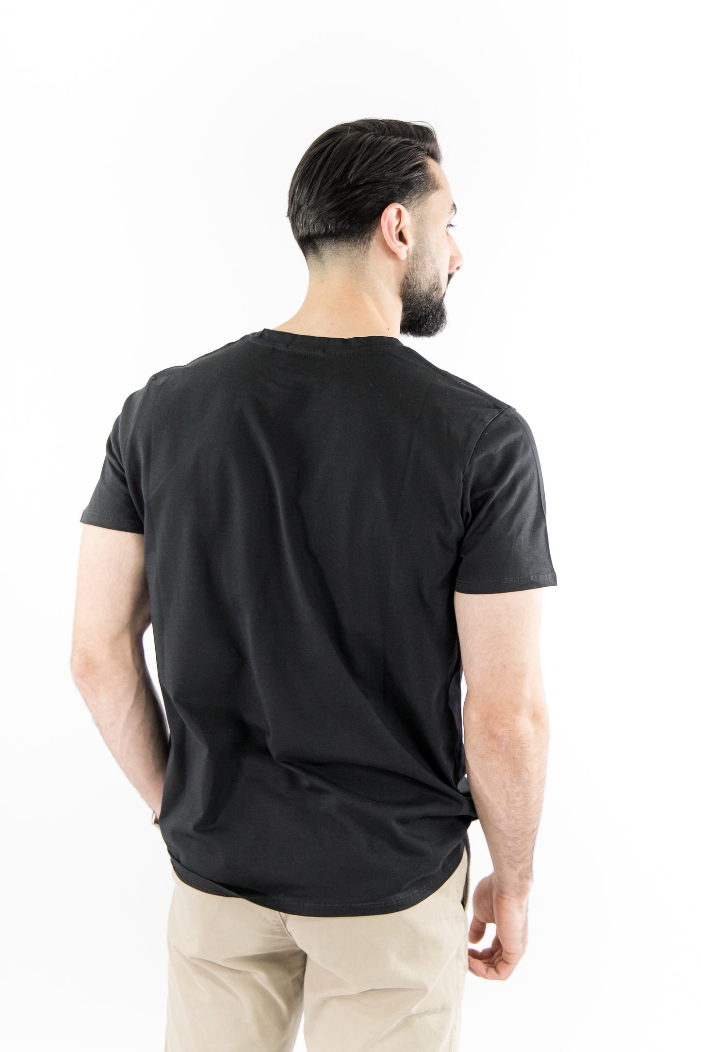 T-shirt homme noir Armada fabriqué en France
